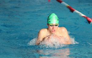 Axel Gawron au pied du podium au Critérium national promotionnel d'été à Saint-Yriex-sur-Charente (Charente)