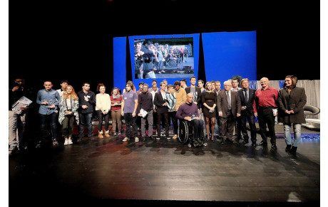 3 nageurs récompensés ce lundi soir au Théâtre de l'Odyssée, en présence de la championne de natation synchronisée Virginie Dedieu, marraine de la soirée